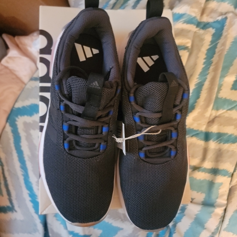 Adidas Racer TR23 M7.5 W9 Brand New,Tags and box. Sportswear sneakers cloadfoam